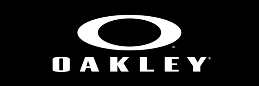 オークリー公式サイトを見る