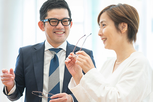 見え方と聞こえ方を一体でサポート