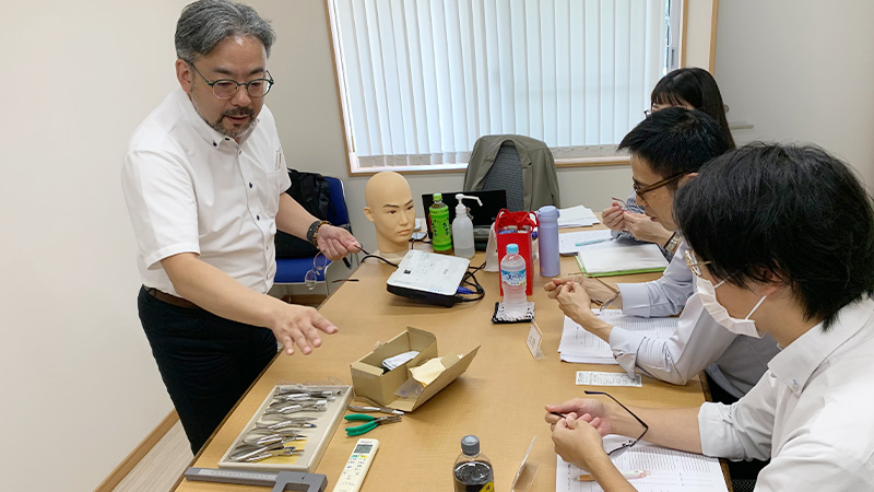 頭部形状とフレームの相性