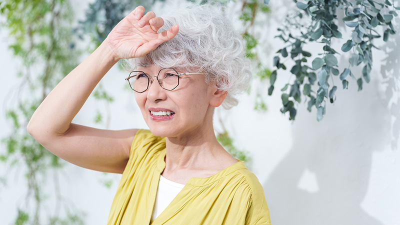 「UVカットなのに眩しい」のはなぜ?
